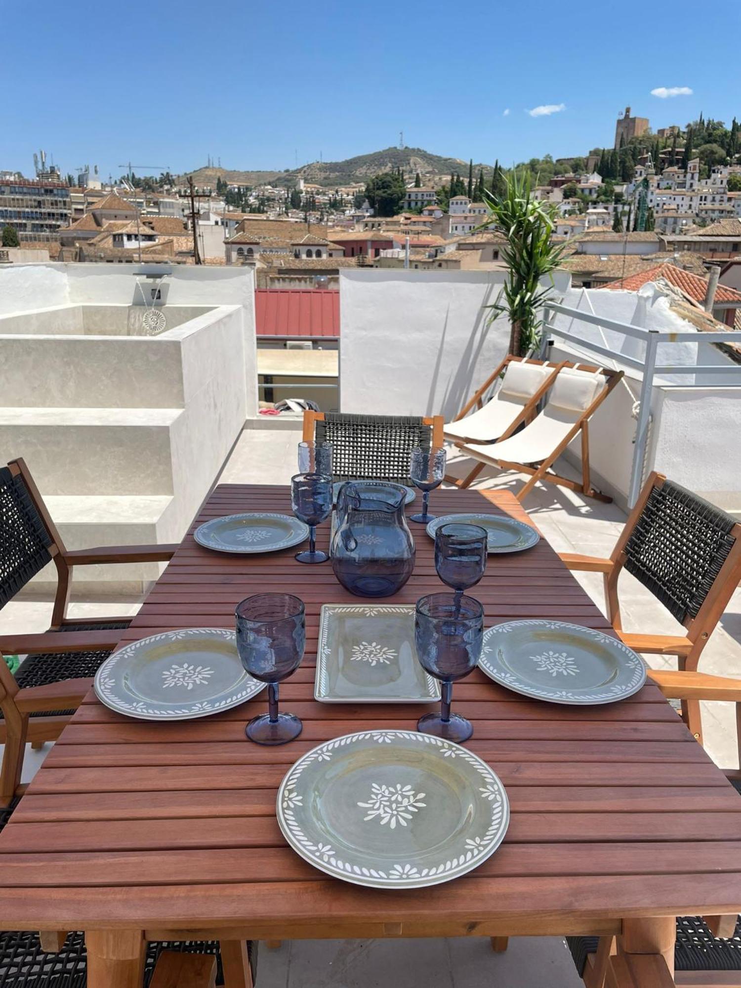Navas 402 Atico & Pool Alhambra Views Apartment